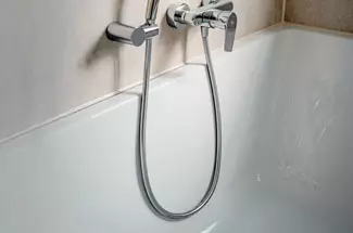 Duschschlauch für die Badewanne